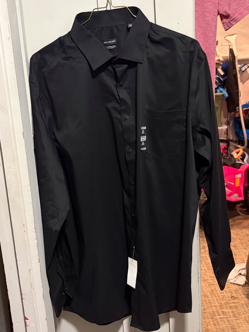 NWT Mens van heusen shirt size 18.5